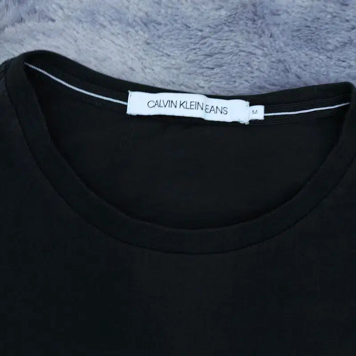[BUNJANG] Calvin Klein Short Sleeve T-shirt / M/M 캘빈클라인 반팔 티 | A