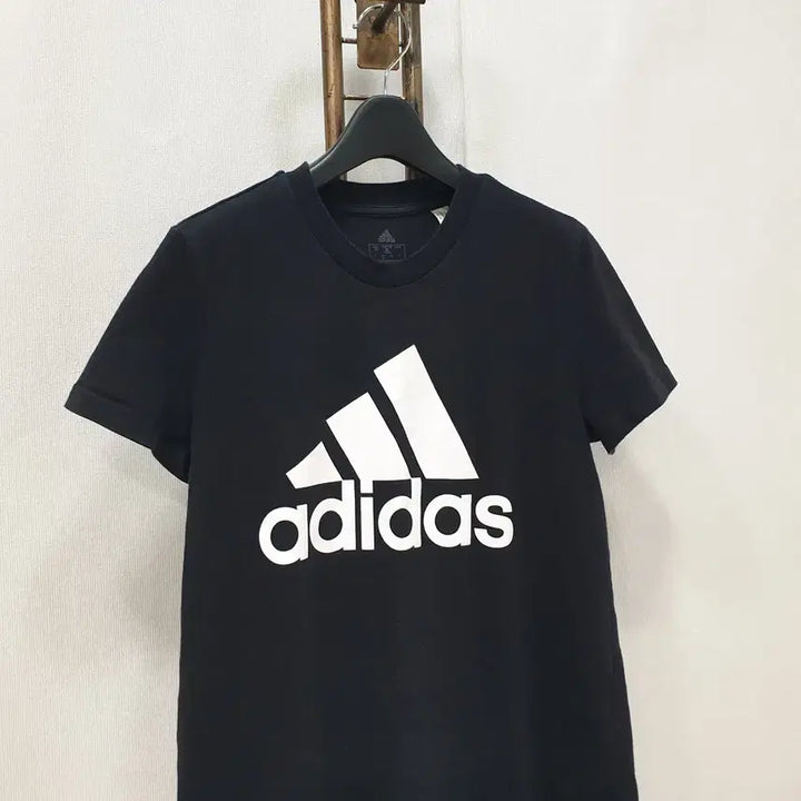[SOLD OUT] (JJ29923)아디다스 우먼스 반팔 원피스 M