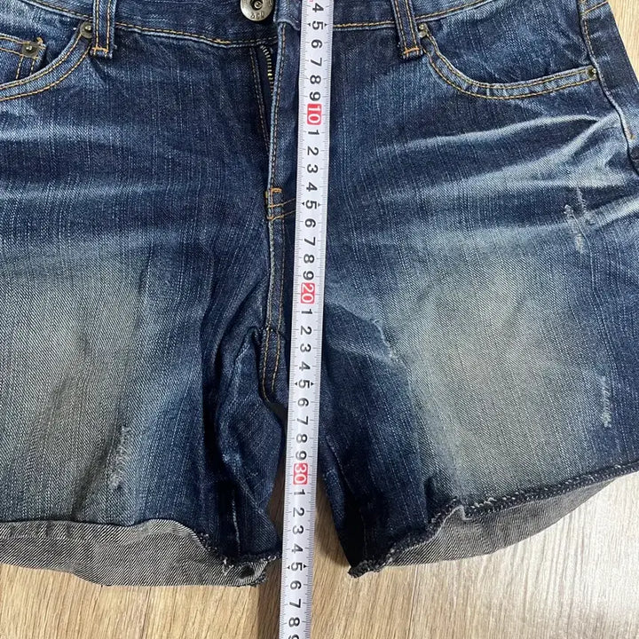 [SOLD OUT] 데님 반바지 (L 사이즈)
