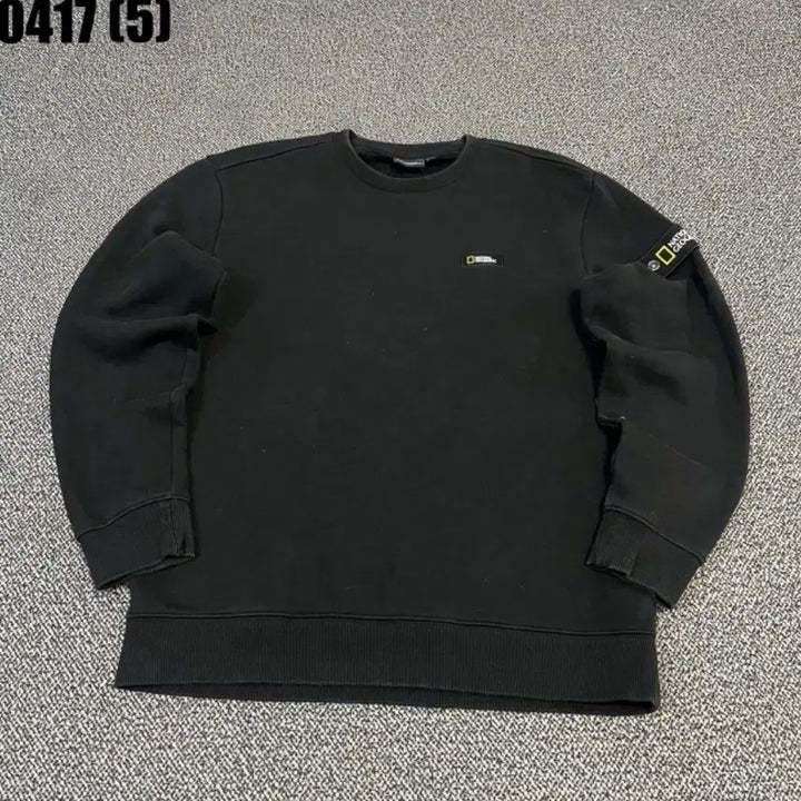[BUNJANG] National Geographic Black Crewneck Sweatshirt / 내셔널지오그래픽 검정색 맨투맨 티셔츠