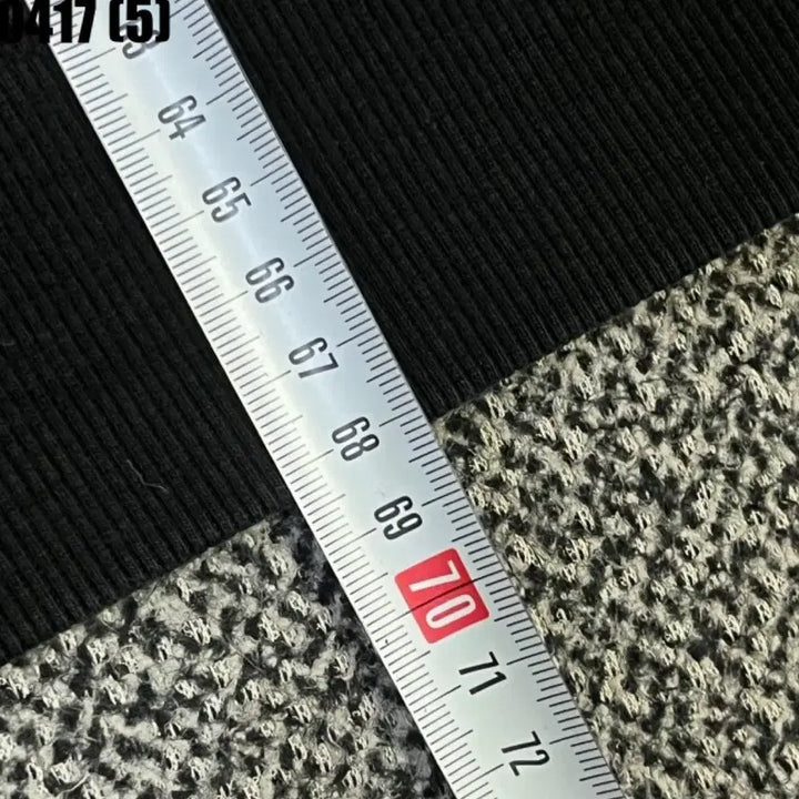 [BUNJANG] National Geographic Black Crewneck Sweatshirt / 내셔널지오그래픽 검정색 맨투맨 티셔츠
