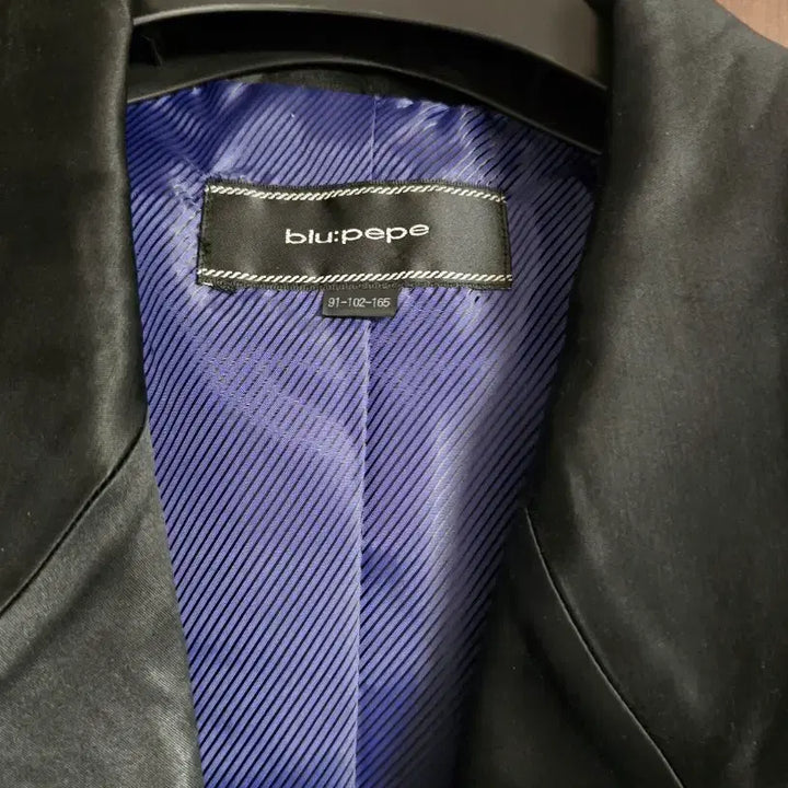 [BUNJANG] Blue Pepe Black Silk Crop Jacket / 블랙 실크 크롭 자켓(상태 최상!)