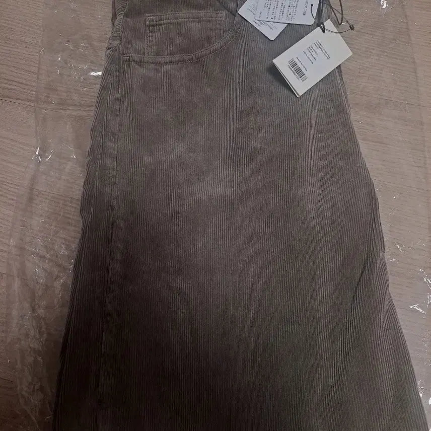 [SOLD OUT] 오라리 코듀로이 올리브 브라운 4사이즈