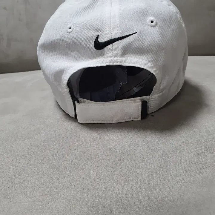 [SOLD OUT] 나이키 레거시91 드라이핏 볼캡 화이트