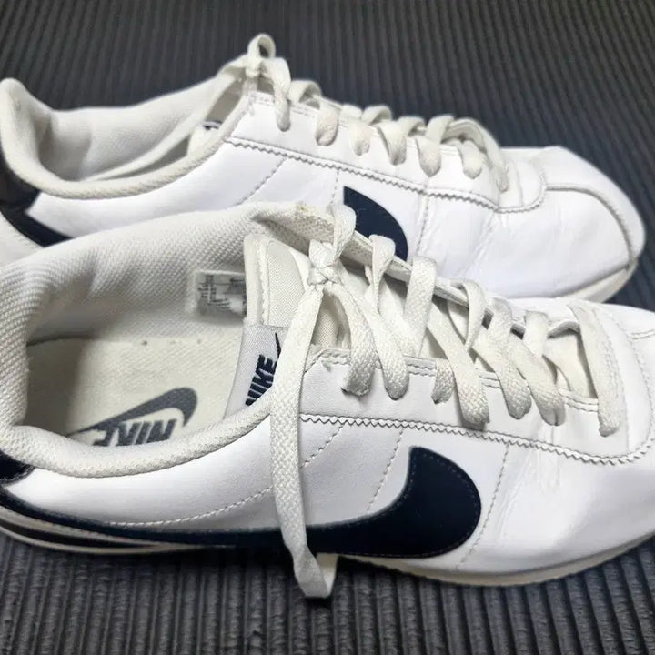 [BUNJANG] Nike Cortez White Sneakers / 나이키 코르테즈 흰 운동화