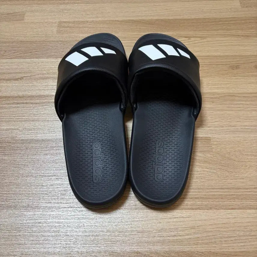 [SOLD OUT] [275] 아디다스 아딜렛 컴포트 2.0 슬라이드