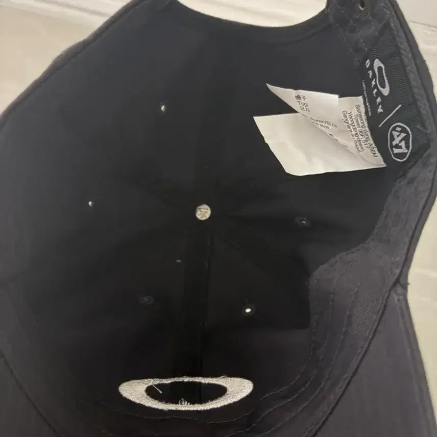 [SOLD OUT] 오클리 47 블랙 볼캡 새상품
