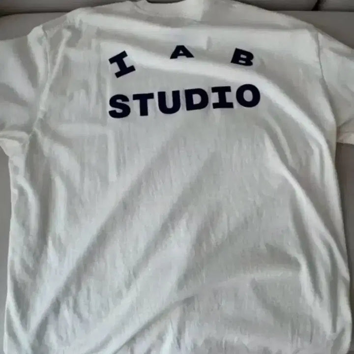 [BUNJANG] IAB Studio x Lee Collaboration T-Shirt (Oatmeal Ivory) / 아이앱 스튜디오 Lee 콜라보 티셔츠 L 사이즈 팝니다 (오트밀 아이보리