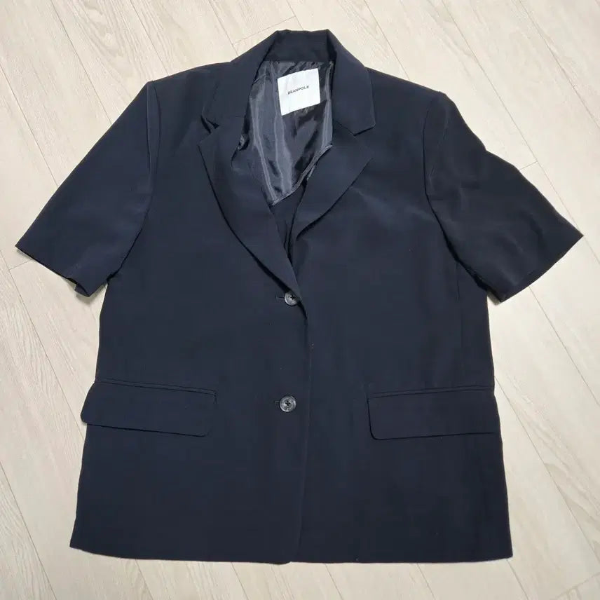 [SOLD OUT] 빈폴 23년3월식 반팔 기본스타일 자켓 딥네이비 여성용