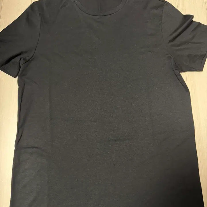 [SOLD OUT] Theory 씨어리 블랙 반팔 티셔츠