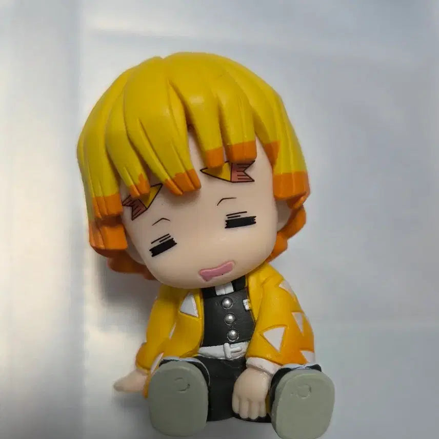 [BUNJANG] Zenitsu Shoulder Bump Figure / 젠이츠 어깨쿵 피규어
