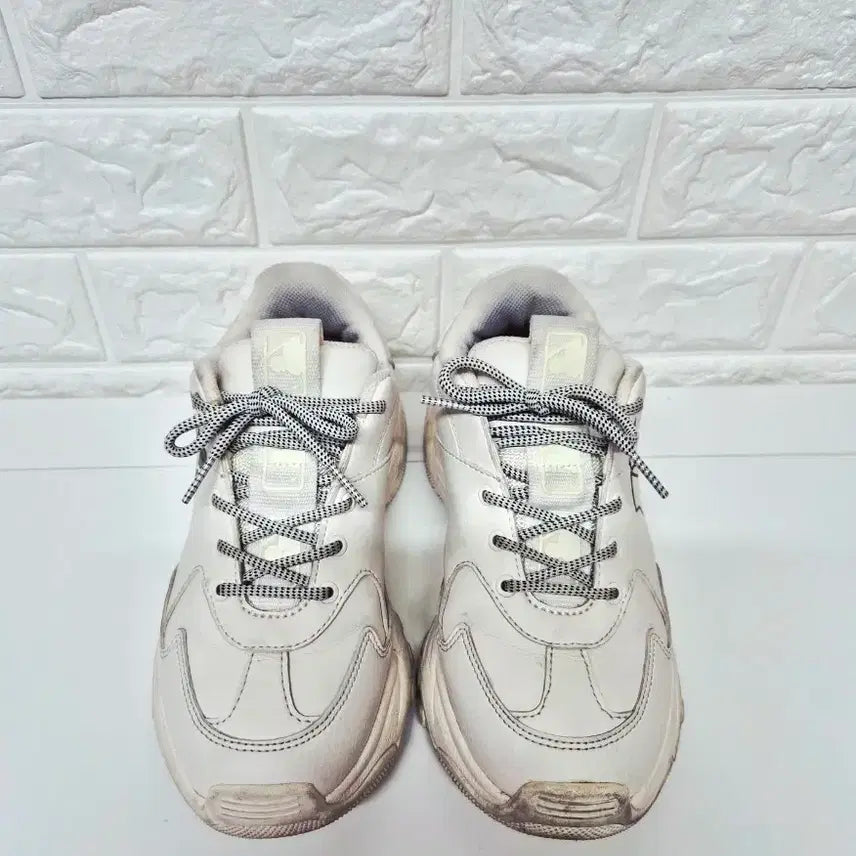 [BUNJANG] MLB Big Ball Chunky A Sneakers 235mm / MLB 빅볼청키 A 스니커즈 운동화 235mm