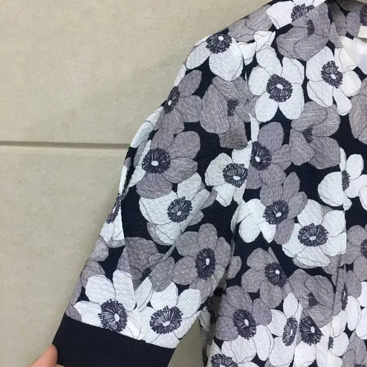 [BUNJANG] JIGOTT Floral Pattern Zipper Short-Sleeve Dress / JIGOTT 지고트 플라워 패턴 집업 반팔 원피스