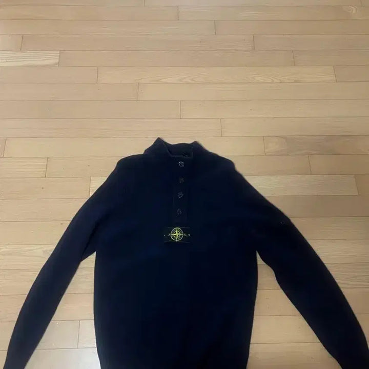 [SOLD OUT] 스톤아일랜드 니트 반집업 L