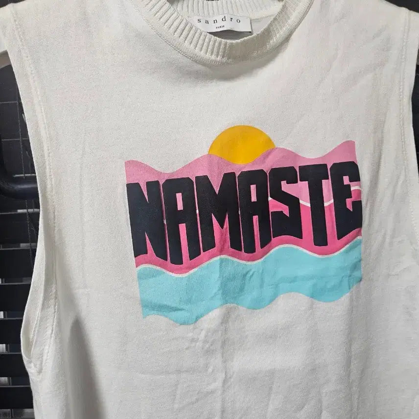 [BUNJANG] Sandro Printed Sleeveless T-shirt / 산드로 프린팅 민소매 티셔츠
