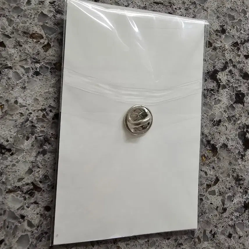[BUNJANG] Dracula Musical Badge / 뮤지컬 드라큘라 뱃지