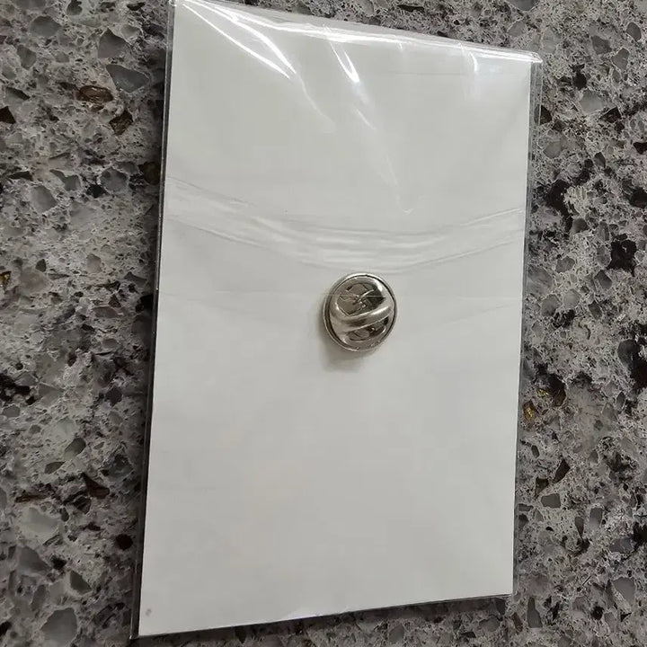[BUNJANG] Dracula Musical Badge / 뮤지컬 드라큘라 뱃지