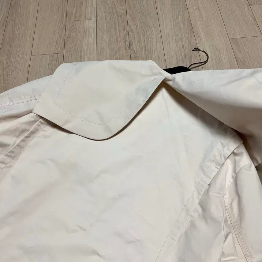 [BUNJANG] Lucky Chouette Han So Hee Sailor Collar Half Trench Jacket / 22년 럭키슈에뜨 한소희 세일러 카라 하프 트렌치자켓 바스락떡볶이코트점퍼