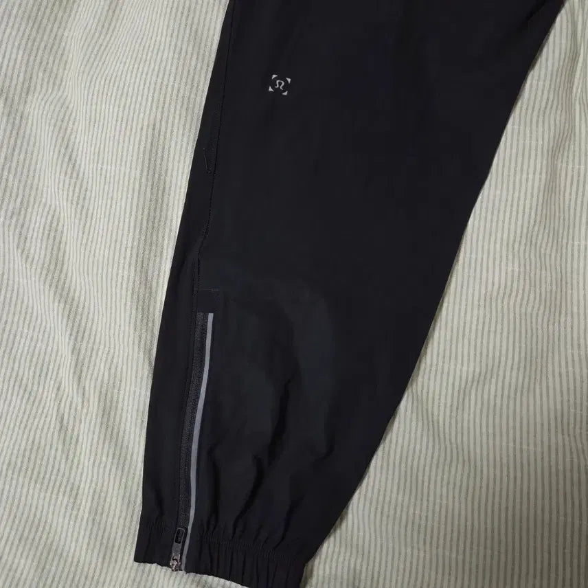 [BUNJANG] Lululemon Swift Surge Jogger Men&