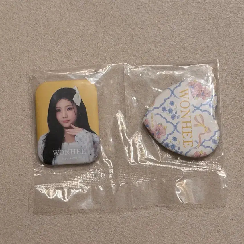 [BUNJANG] ILLIT Wonhee 7-Eleven Japan Kuji Can Badge (Sealed) / 아일릿 원희 세븐일레븐 일본 쿠지 캔뱃지 미개봉