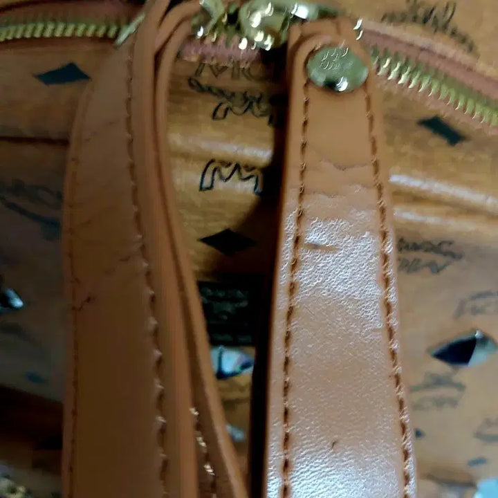 [SOLD OUT] 정품)MCM 엠씨엠 브라운 스터드 백팩