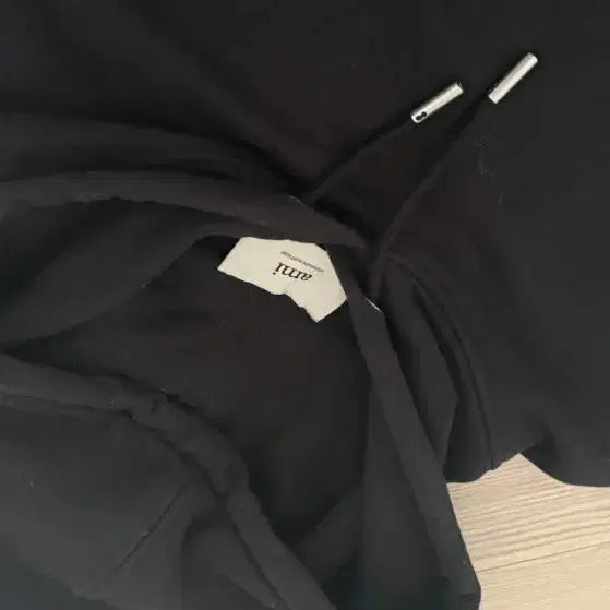 [SOLD OUT] 아미 스몰 하트 블랙 후드티