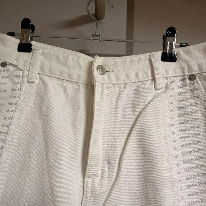 [SOLD OUT] 마뗑킴 바지 curve detail pants 급처!!! (정가 13만원