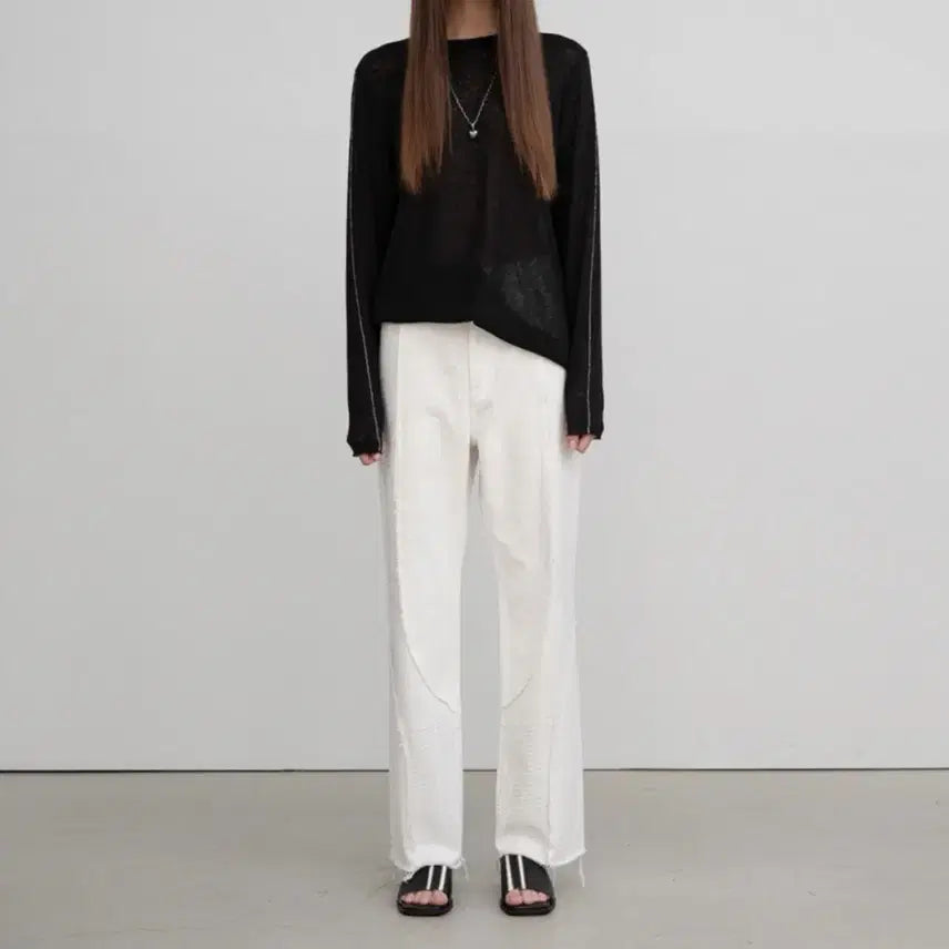 [SOLD OUT] 마뗑킴 바지 curve detail pants 급처!!! (정가 13만원
