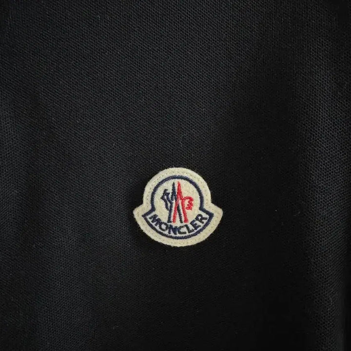 [SOLD OUT] 몽클레어 블랙 여성 폴로티셔츠