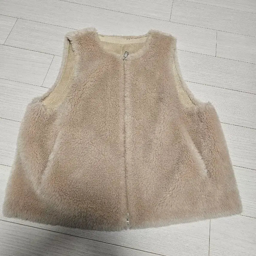 [SOLD OUT] 미주앤디자인 여성 양모 조끼 66사이즈