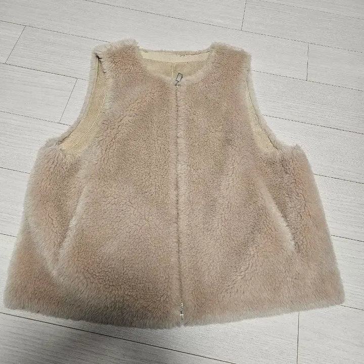 [SOLD OUT] 미주앤디자인 여성 양모 조끼 66사이즈