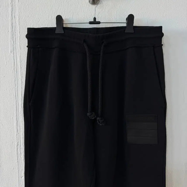 [BUNJANG] Maison Margiela Sweatpants Black / 메종 마르지엘라 스웻 팬츠