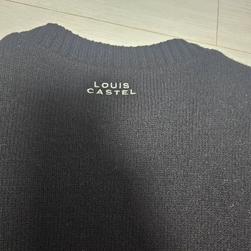 [SOLD OUT] 루이카스텔 여성 패딩 니트 점퍼 95사이즈