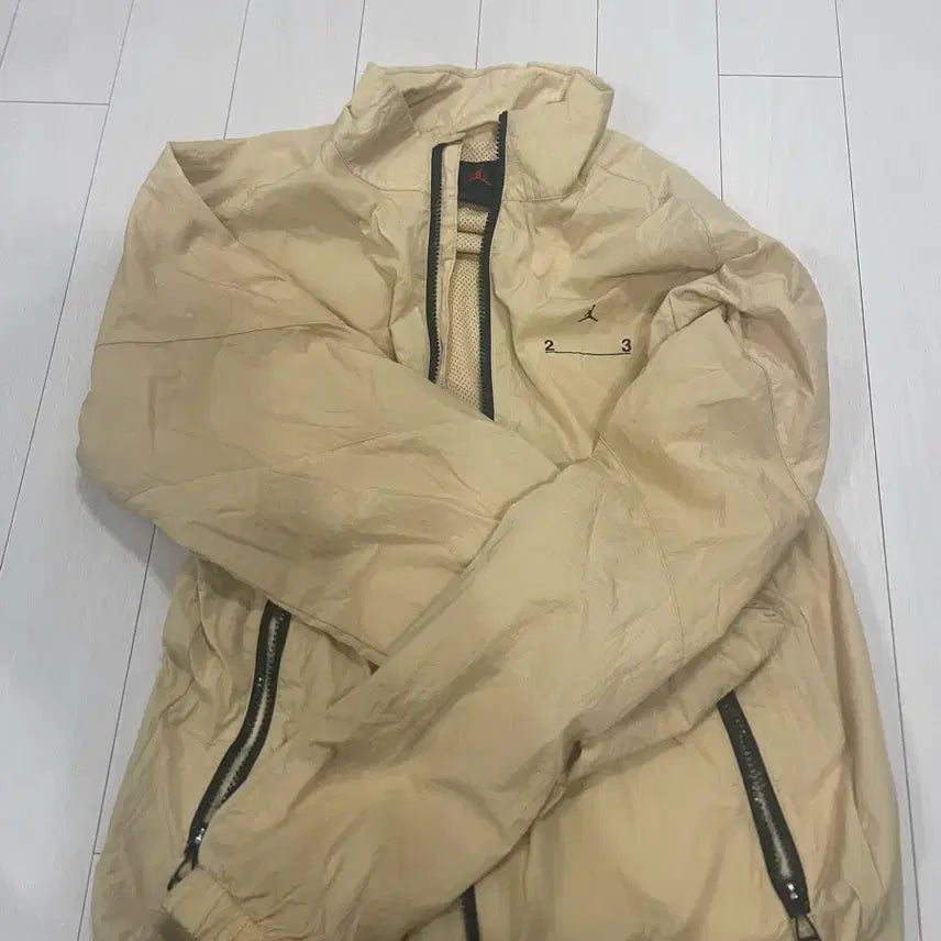 [BUNJANG] Nike Jordan Windbreaker Beige L / 나이키 조던 바람막이 L