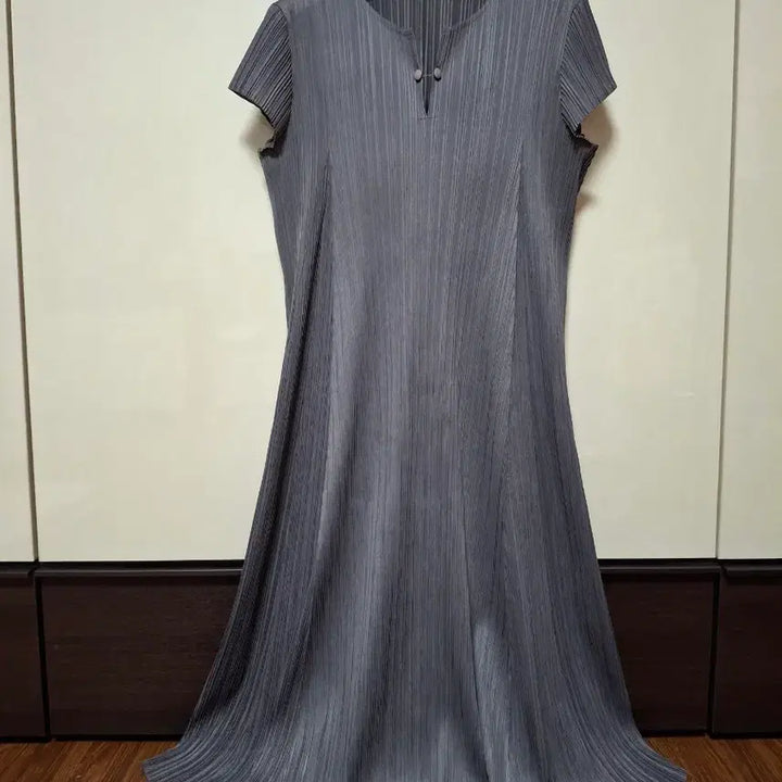 [BUNJANG] Pleats Me Midi Dress / 플리츠미 원피스   55   66날씬77