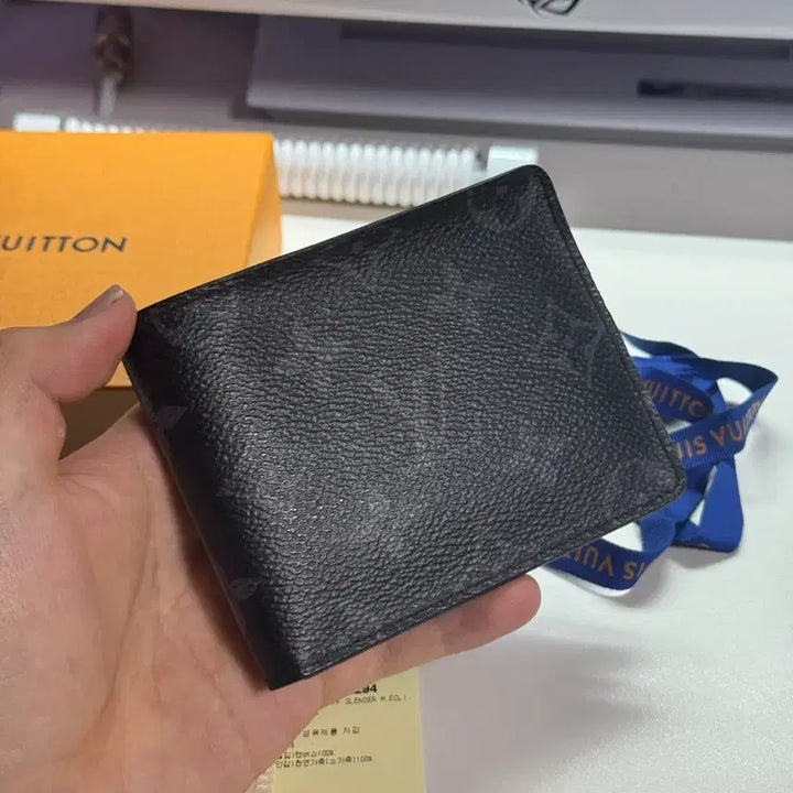 [BUNJANG] Louis Vuitton Eclipse Monogram Slender Wallet / 루이비통 이클립스 모노그램 슬렌더 월릿 카드지갑