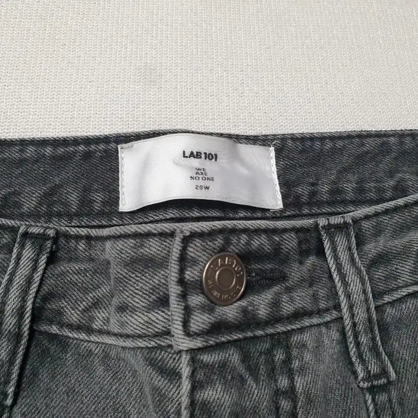 [BUNJANG] LAB101 Washed Black Denim Pants (Size 30) / LAB101 워싱 블랙진 데님 팬츠 허리30