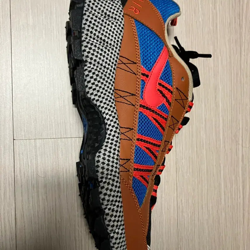 [BUNJANG] Nike Humara 275 Sneakers / 나이키 휴마라 275