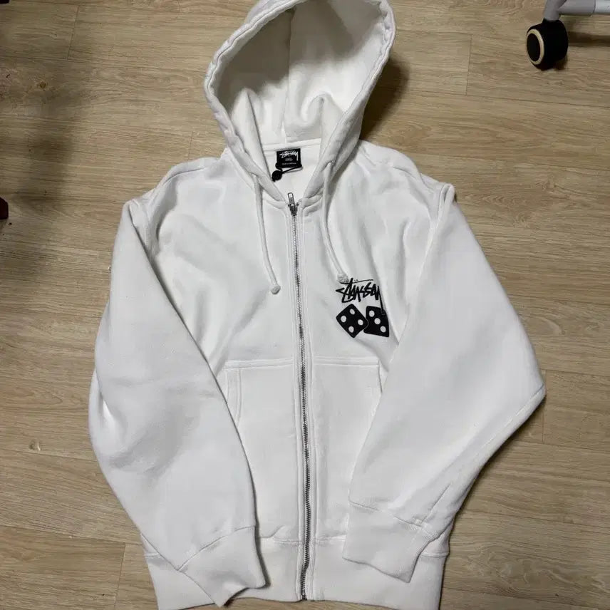 [BUNJANG] Stussy Dice Hood Zip-Up White / 스투시 다이스 후드집업 화이트 (교환XX)