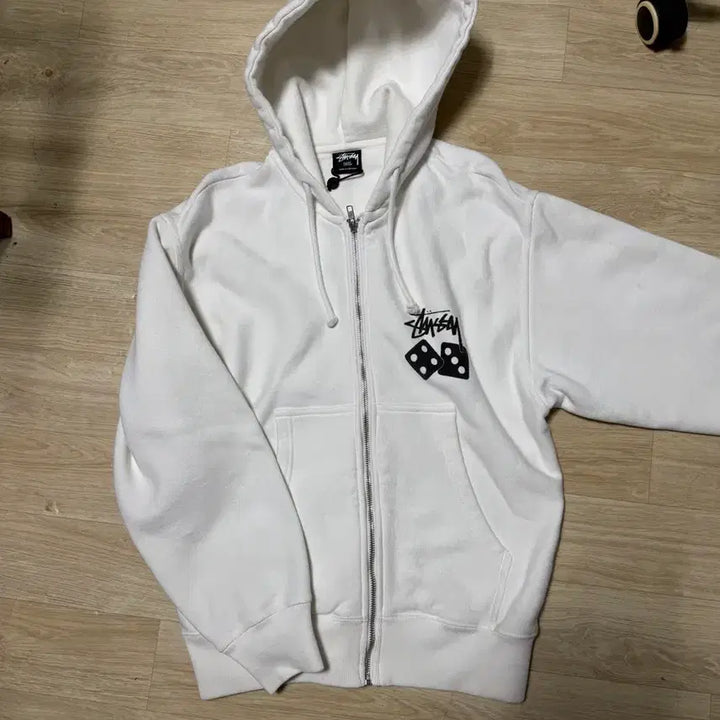 [BUNJANG] Stussy Dice Hood Zip-Up White / 스투시 다이스 후드집업 화이트 (교환XX)