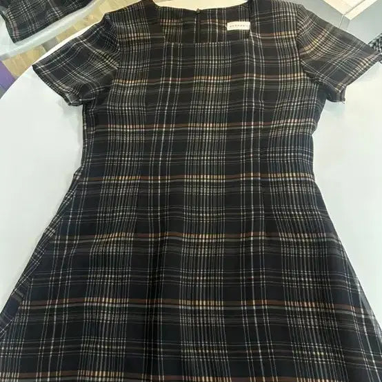[BUNJANG] COMMON UNI Checkered Mini Dress / COMMON UNI 체크 반팔 원피스