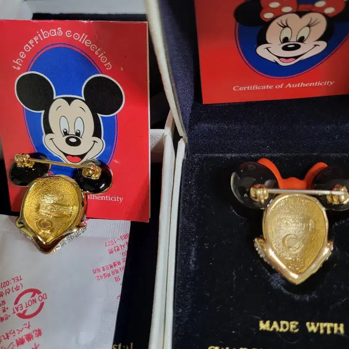 [BUNJANG] Disney Arribas Mickey &amp; Minnie Brooch Set / 디즈니아리바스미키.미니브로치