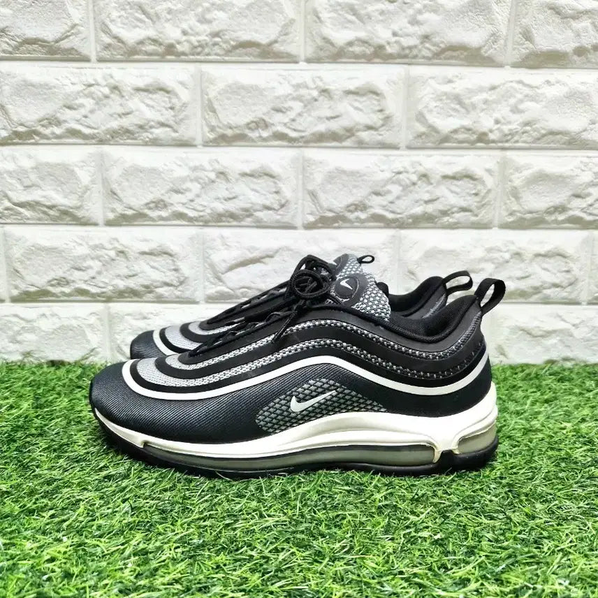 [SOLD OUT] 나이키 에어 맥스 97 울트라 17 스니커즈 운동화 270mm