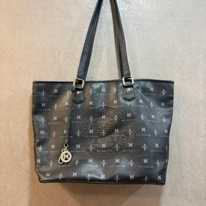 [BUNJANG] Metroc City Black Shoulder Bag / 메트로시티 블랙 숄더백 가방