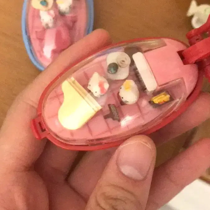 [BUNJANG] Sanrio Classic Kitty Piano Player Keyring Figure Set / 초레어! 일본 고전 키티 키링 피규어 똥사이즈 가족 초미니 초소형 인형
