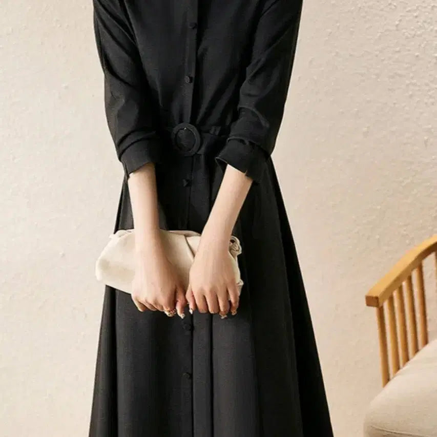 [SOLD OUT] 배색 카라 벨트 블랙 롱 원피스(새상품)