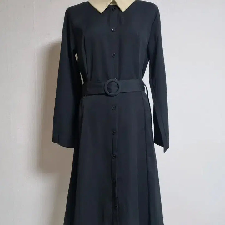 [SOLD OUT] 배색 카라 벨트 블랙 롱 원피스(새상품)
