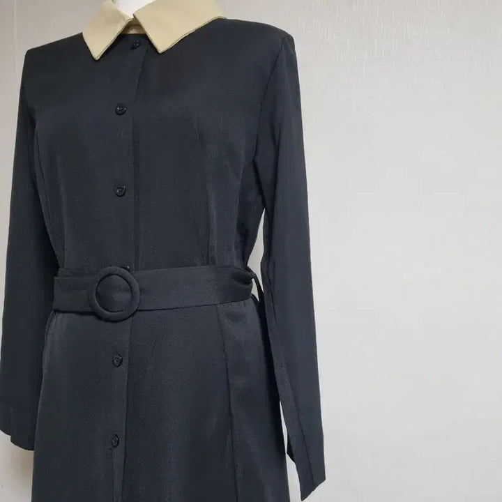 [SOLD OUT] 배색 카라 벨트 블랙 롱 원피스(새상품)