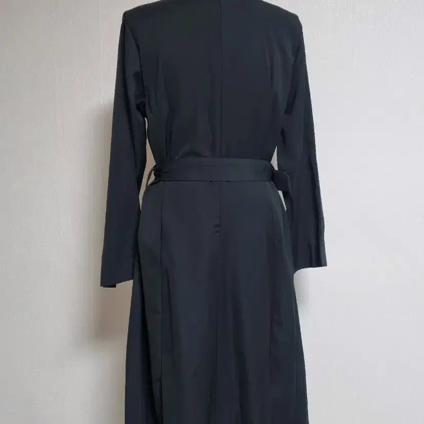 [SOLD OUT] 배색 카라 벨트 블랙 롱 원피스(새상품)