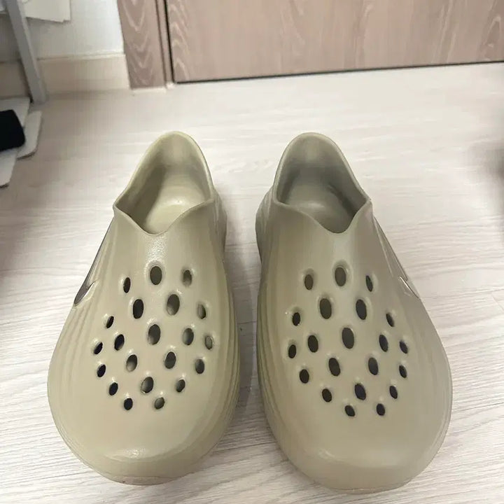 [BUNJANG] Nike ReactX Rejuvenate Khaki Sneakers / 나이키 리액트X 리주버네이트 카키 250